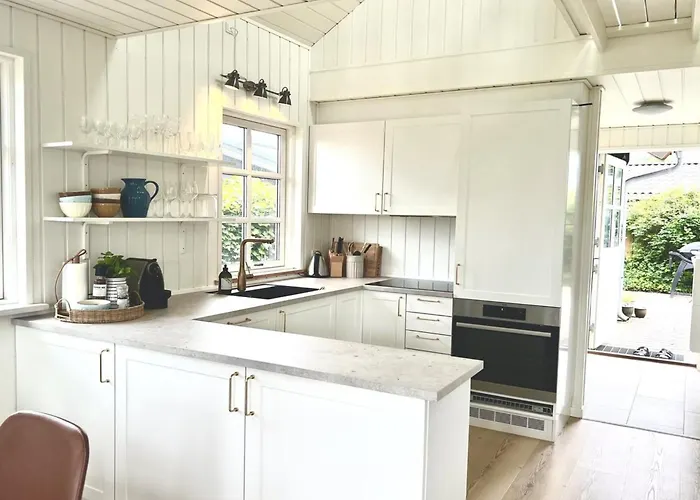 Ajvi - 50m From The Sea By Interhome